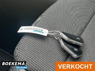 Skoda Octavia Combi 1.0 e-TSI Business Edition Navigatie Cruise Lane-Ass picture 30