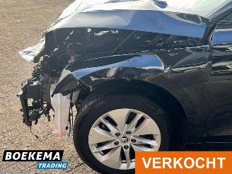 Skoda Octavia Combi 1.0 e-TSI Business Edition Navigatie Cruise Lane-Ass picture 10