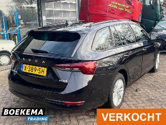 Skoda Octavia Combi 1.0 e-TSI Business Edition Navigatie Cruise Lane-Ass picture 2