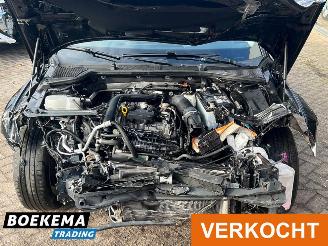 Skoda Octavia Combi 1.0 e-TSI Business Edition Navigatie Cruise Lane-Ass picture 12