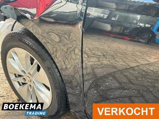 Skoda Octavia Combi 1.0 e-TSI Business Edition Navigatie Cruise Lane-Ass picture 11