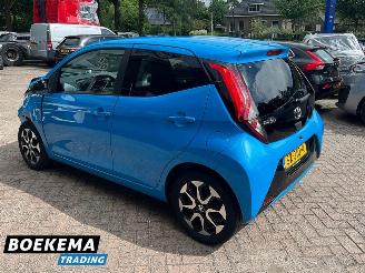 Toyota Aygo 1.0 VVT-i x-first Cruise-Control Arico picture 3