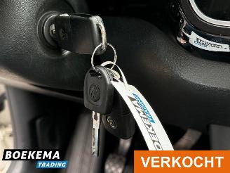 Volkswagen Up! 1.0 High Up! Navigatie Airco 3-Deurs picture 22