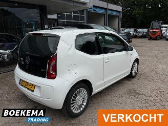 Volkswagen Up! 1.0 High Up! Navigatie Airco 3-Deurs picture 2