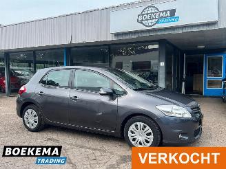 krockskadad bil auto Toyota Auris 1.3 Aspiration Clima Parkeersensoren Elektrische Ramen 2010/10