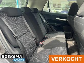 Toyota Auris 1.3 Aspiration Clima Parkeersensoren Elektrische Ramen picture 16
