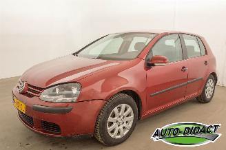Coche accidentado Volkswagen Golf 1.6 FSI Comfortline 2004/3