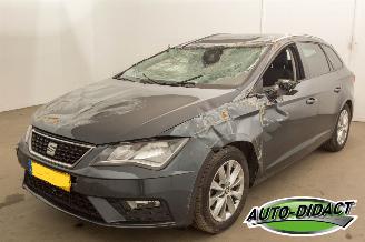 krockskadad bil auto Seat Leon ST 1.0 TSI Style Ultimate Edition 2019/11