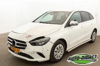 krockskadad bil auto Mercedes B-klasse B200D Automaat Leer 2021/10