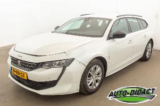 krockskadad bil auto Peugeot 508 SW 1.2 Automaat Puretech Active Pack Business 2022/3