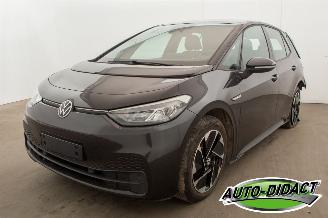 Auto incidentate Volkswagen ID.3 Pro 107 kw Leer 2023/2