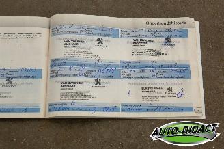 Peugeot 208 1.2 e-VTi Automaat Blue Lease picture 28