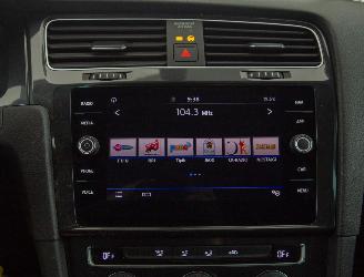 Volkswagen Golf 1.0 TSI 80.136 km Carpas Navi Camera picture 7