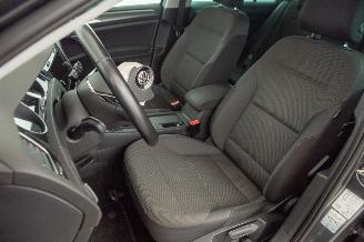 Volkswagen Golf 1.0 TSI 80.136 km Carpas Navi Camera picture 28