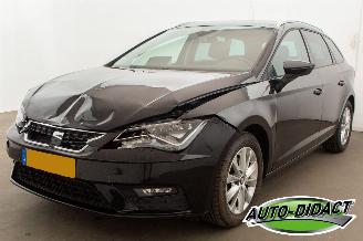 krockskadad bil auto Seat Leon 1.5 TSI Automaat Clima Digi Dash Style Ultimate Edition 2020/2