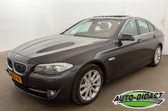 krockskadad bil auto BMW 5-serie 520i Automaat Leder Pano Clima Navi Upgrade Edition 2013/5