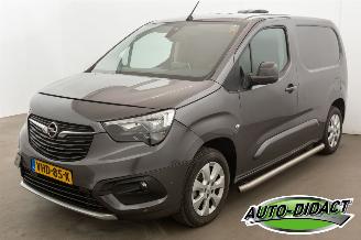 krockskadad bil bedrijf Opel Combo 1.5D L1H1 Airco Navi Camera Innovation 2020/9