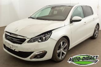 krockskadad bil auto Peugeot 308 1.2 Clima Navi Pano Camera 2017/4