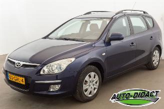 krockskadad bil auto Hyundai I-30 1.6i Dynamic Airco 2008/8