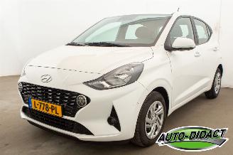 Vaurioauto  passenger cars Hyundai I-10 1.0 94.230 km Airco Navi Camera Comfort Smart 2021/8