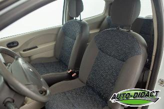 Renault Twingo 1.2 Airco 104.690 km Authentique picture 18