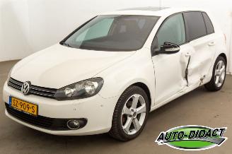 skadebil auto Volkswagen Golf 2.0 TDI Automaat Clima Navi Leder Highline 2011/10