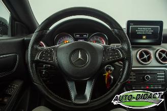 Mercedes Cla-klasse 200 Automaat Airco Pano Navi picture 5