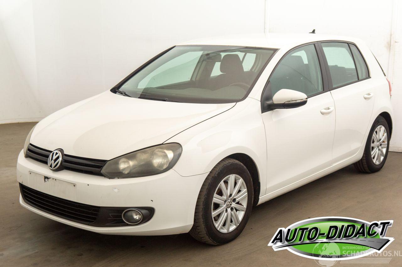 Volkswagen Golf 1.6 TDI Clima