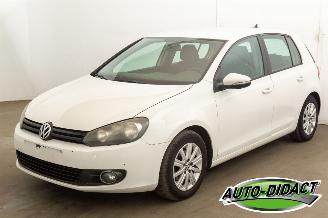 Unfallwagen Volkswagen Golf 1.6 TDI Clima 2012/5