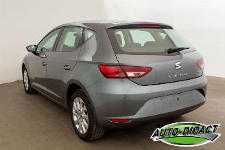 Seat Leon 2.0 TDI Automaat Clima Navi Camera picture 3