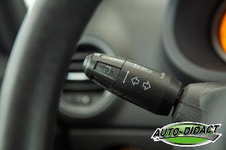 Opel Corsa 1.2-16V Airco Business picture 14