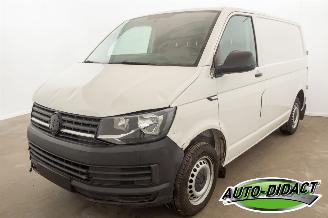 damaged commercial vehicles Volkswagen Transporter 2.0 TDI 154.396 km Airco 2019/9