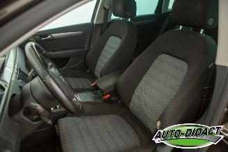 Volkswagen Passat 1.6 TDI Clima Navi Comfort Executive Line BlueMotion picture 26