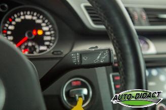 Volkswagen Passat 1.6 TDI Clima Navi Comfort Executive Line BlueMotion picture 17