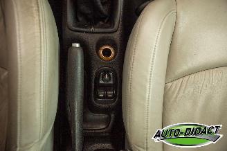 Peugeot 206 CC 2.0-16V Clima Leder picture 12