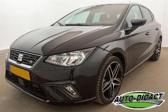 krockskadad bil auto Seat Ibiza 1.0 TSI FR 95.950 km Clima Camera Business Intense 2021/3