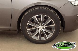 Peugeot 308 SW 1.2 PureTech Clima Navi Pano Style picture 33