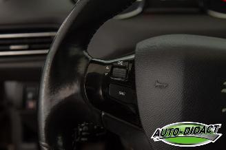 Peugeot 308 SW 1.2 PureTech Clima Navi Pano Style picture 15