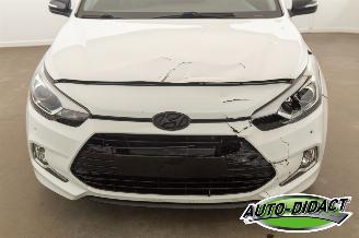 Hyundai I-20 Coupé 1.0 69.916 km Open Pano Clima Navi Camera picture 31