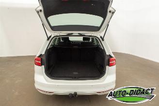 Volkswagen Passat 1.6 TDI Automaat Clima Navi Comfortline Business picture 34