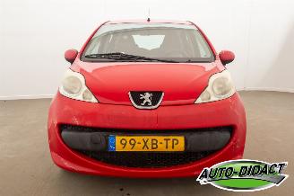 Peugeot 107 1.0-12V XS picture 34