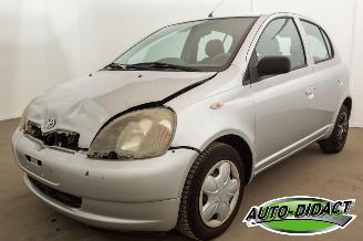 Auto incidentate Toyota Yaris 1.3-16V Automaat Airco VVT-i Sol 2001/4