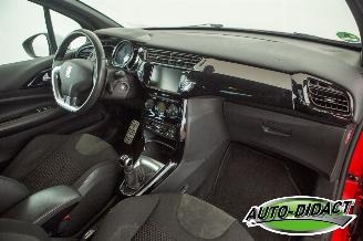 Citroën DS3 1.2 VTi Navi Clima So Chic picture 13