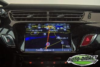 Citroën DS3 1.2 VTi Navi Clima So Chic picture 7