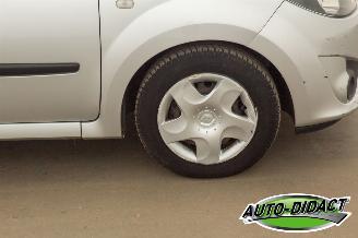 Renault Twingo 1.2-16V Automaat 114.402 km NAP Dynamique picture 30