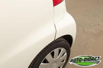 Peugeot 107 1.0-12V XR picture 16