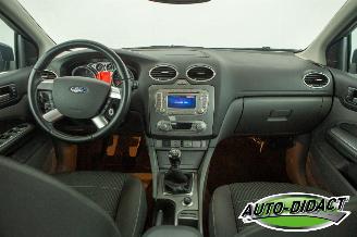 Ford Focus 1.6 Titanium picture 5