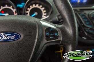 Ford Tourneo Courier 1.0 Titanium 5p Clima Carpas picture 15