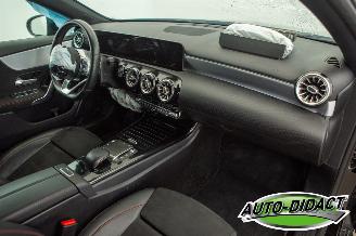 Mercedes A-klasse 180 Business Solution AMG Digi Dash Navi Clima picture 22