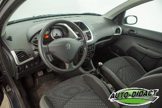 Peugeot 206+ 1.4 XS Airco picture 19